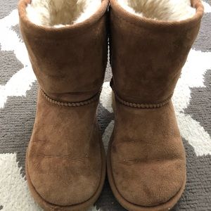 Ugg boots Girls size 11